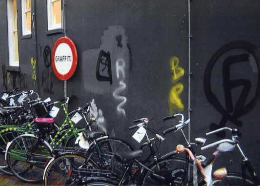 Noorderlicht - fietsen in steeg
