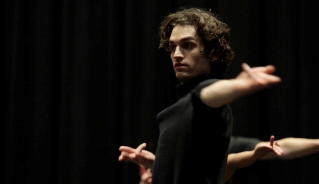 Override of the title Podium Dans Backstage - Manu-Kumar---Het-Nationale-Ballet
